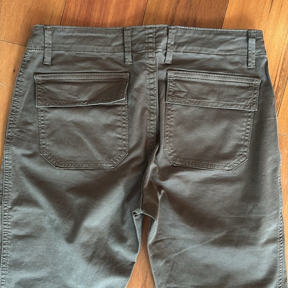 Vince Cropped Pants - Picture 9 of 10